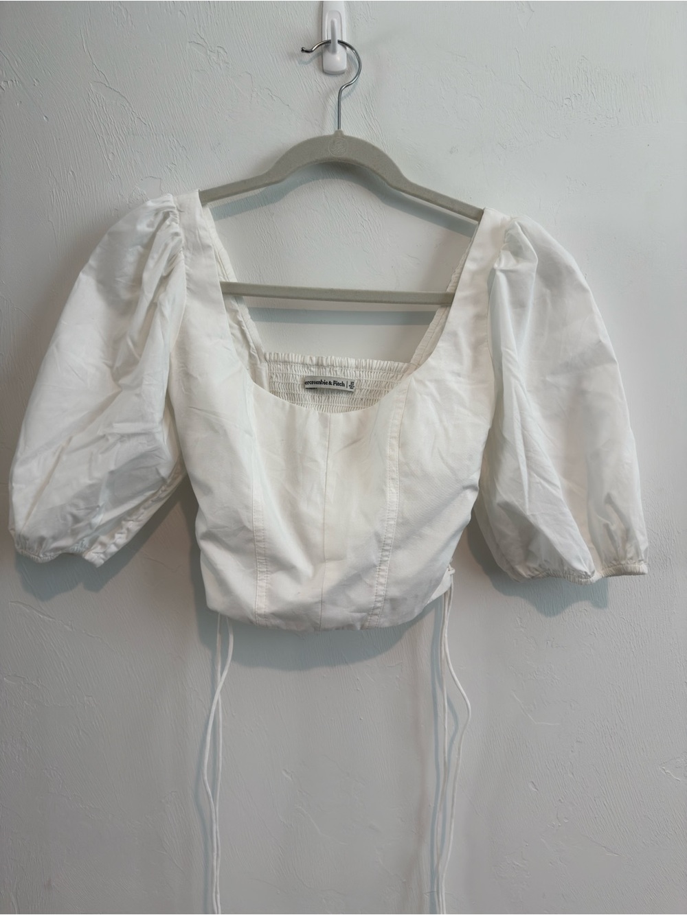 Abercrombie & Fitch White Puff Sleeve Crop Top XS